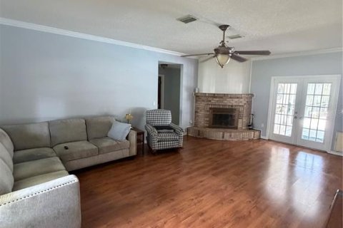 House in Oviedo, Florida 4 bedrooms, 218.69 sq.m. № 2196995 - photo 16