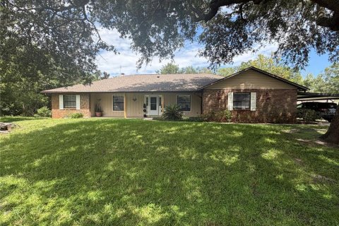 House in Oviedo, Florida 4 bedrooms, 218.69 sq.m. № 2196995 - photo 3
