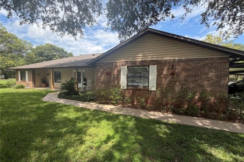 House in Oviedo, Florida 4 bedrooms, 218.69 sq.m. № 2196995 - photo 4
