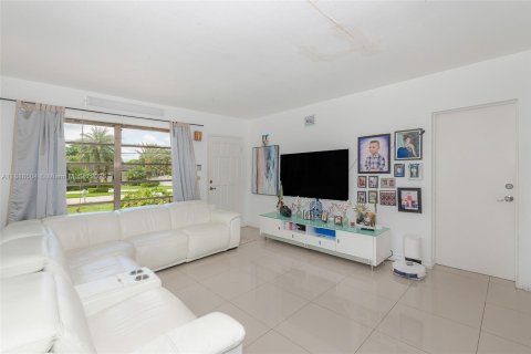 Land in Miami, Florida № 1783904 - photo 5