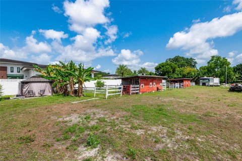 Land in Miami, Florida № 1783904 - photo 28
