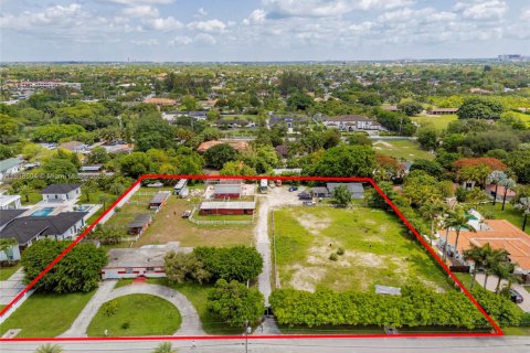 Land in Miami, Florida № 1783904 - photo 3