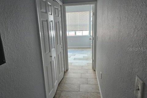 Condo in Tampa, Florida, 2 bedrooms  № 2096104 - photo 18