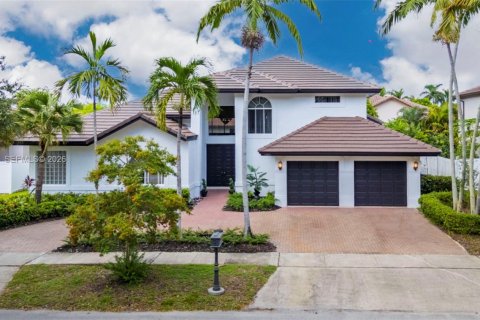 Villa ou maison à Pembroke Pines, Floride 5 chambres, 277.41 m2 № 2413030