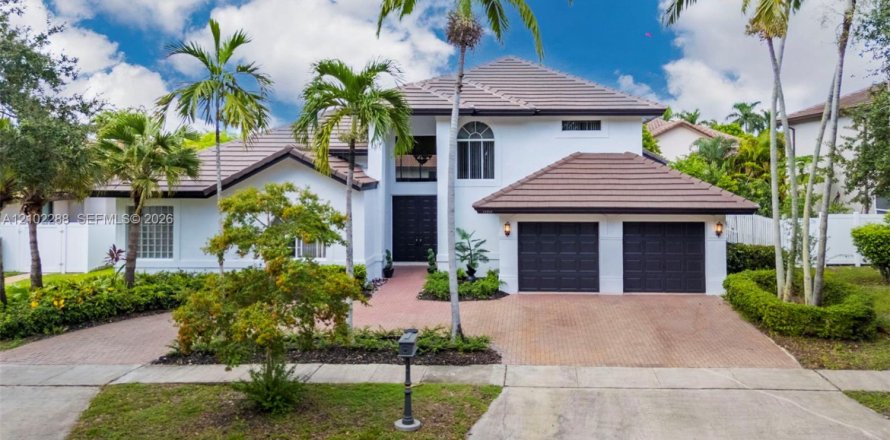 Villa ou maison à Pembroke Pines, Floride 5 chambres, 277.41 m2 № 2413030