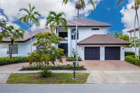 Villa ou maison à vendre à Pembroke Pines, Floride: 5 chambres, 277.41 m2 № 2413030 - photo 7