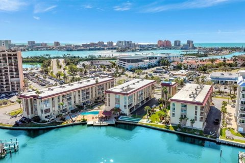 Condo in Clearwater, Florida, 2 bedrooms  № 1717733 - photo 2