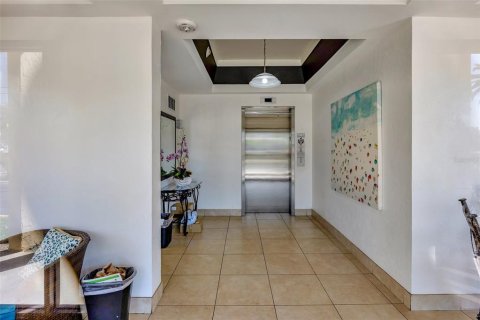 Condo in Clearwater, Florida, 2 bedrooms  № 1717733 - photo 9