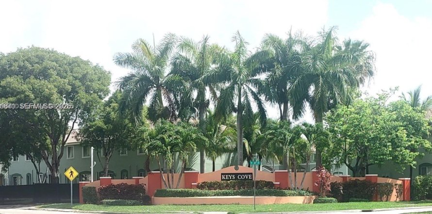 Condo in Homestead, Florida, 3 bedrooms  № 2088183