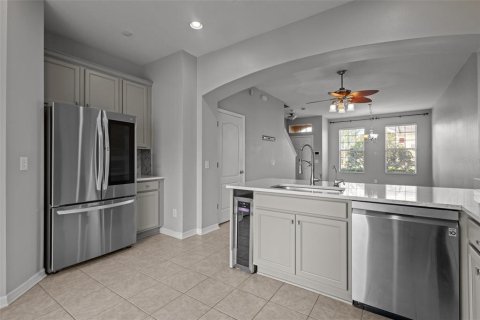 Townhouse in Riverview, Florida 2 bedrooms, 109.25 sq.m. № 1385280 - photo 4