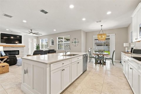 Villa ou maison à vendre à Wesley Chapel, Floride: 5 chambres, 305.83 m2 № 2425563 - photo 19