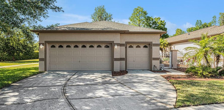 Casa en Land O' Lakes, Florida 3 dormitorios, 167.6 m2 № 1718315