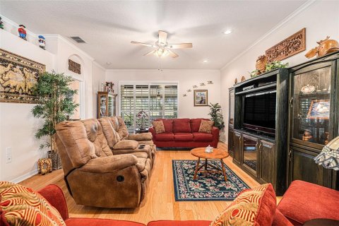 Casa en venta en Land O' Lakes, Florida, 3 dormitorios, 167.6 m2 № 1718315 - foto 5