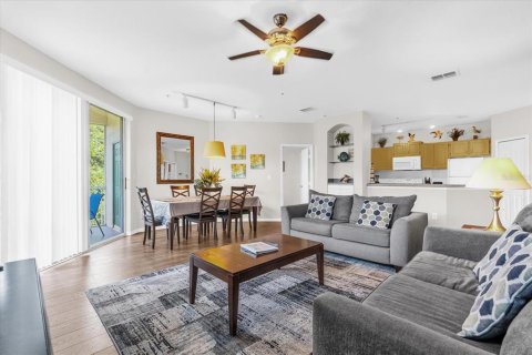 Condo in Kissimmee, Florida, 2 bedrooms  № 1857957 - photo 2
