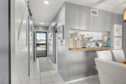 Copropriété à vendre à New Port Richey, Floride: 2 chambres, 99.59 m2 № 1662355 - photo 29