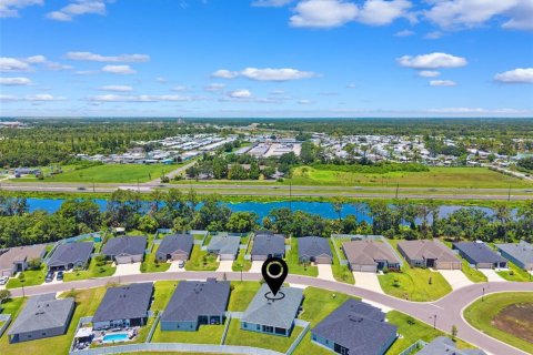 House in Mulberry, Florida 3 bedrooms, 188.13 sq.m. № 1827383 - photo 28