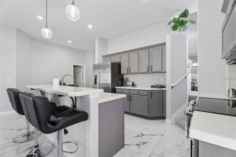 Villa ou maison à vendre à Davenport, Floride: 5 chambres, 217.86 m2 № 2400128 - photo 9