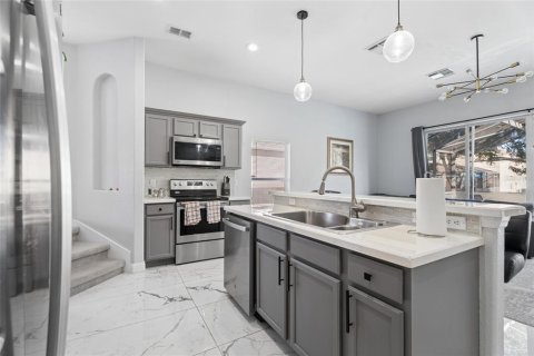 Villa ou maison à vendre à Davenport, Floride: 5 chambres, 217.86 m2 № 2400128 - photo 10