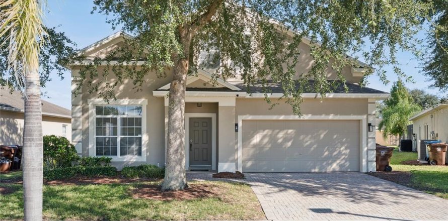 Villa ou maison à Davenport, Floride 5 chambres, 217.86 m2 № 2400128