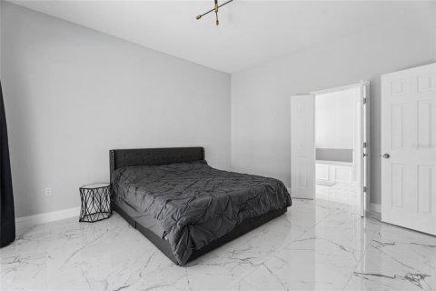 Villa ou maison à vendre à Davenport, Floride: 5 chambres, 217.86 m2 № 2400128 - photo 20