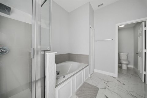 Villa ou maison à vendre à Davenport, Floride: 5 chambres, 217.86 m2 № 2400128 - photo 25