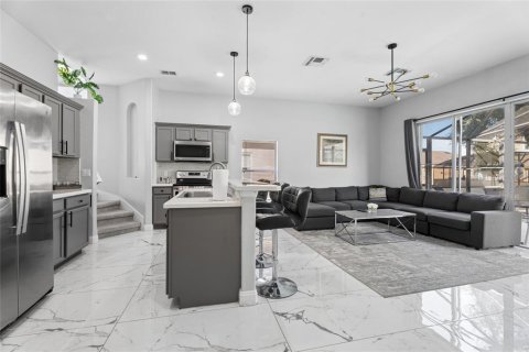 Villa ou maison à vendre à Davenport, Floride: 5 chambres, 217.86 m2 № 2400128 - photo 3