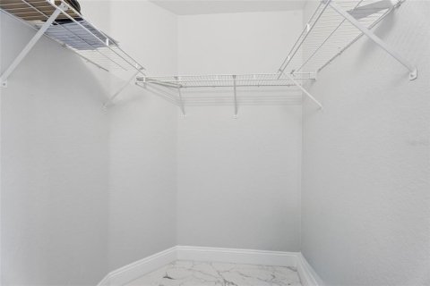 Villa ou maison à vendre à Davenport, Floride: 5 chambres, 217.86 m2 № 2400128 - photo 22