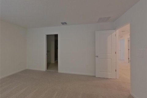House in Kissimmee, Florida 5 bedrooms, 227.7 sq.m. № 1780859 - photo 9