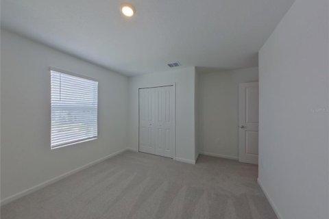 House in Kissimmee, Florida 5 bedrooms, 227.7 sq.m. № 1780859 - photo 12