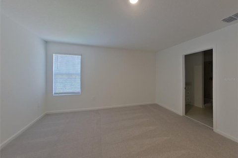 House in Kissimmee, Florida 5 bedrooms, 227.7 sq.m. № 1780859 - photo 3