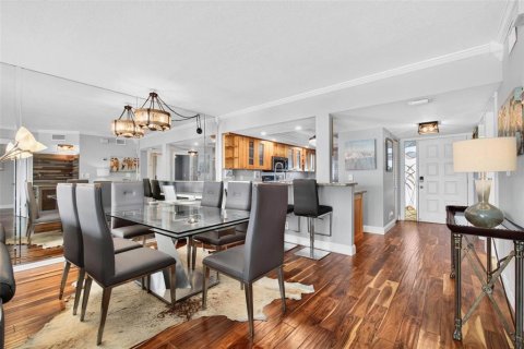 Condominio en alquiler en Saint Petersburg, Florida, 2 dormitorios, 105.44 m2 № 2200283 - foto 14