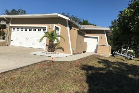 Casa en venta en Crystal River, Florida, 2 dormitorios, 141.58 m2 № 1405141 - foto 7