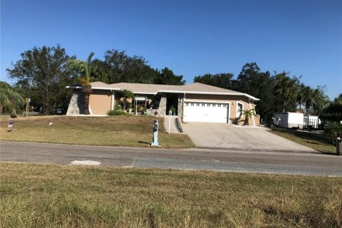 Casa en venta en Crystal River, Florida, 2 dormitorios, 141.58 m2 № 1405141 - foto 3