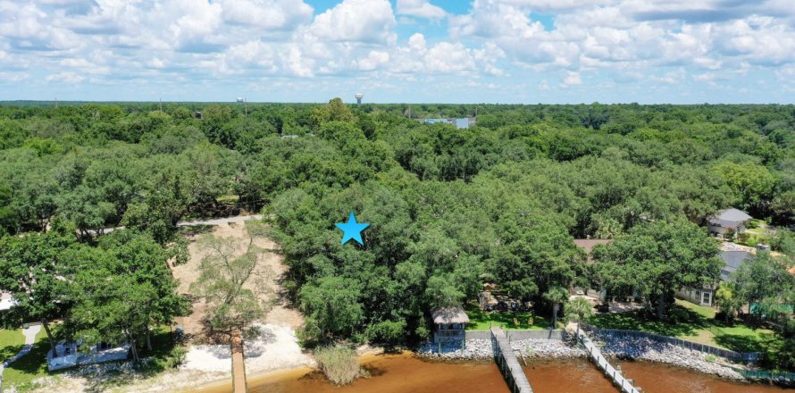 Land in Niceville, Florida № 558526