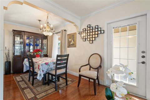 House in Fort Lauderdale, Florida 1 bedroom, 176.98 sq.m. № 1997881 - photo 11