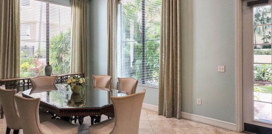 Condo à West Palm Beach, Floride, 2 chambres № 1152134