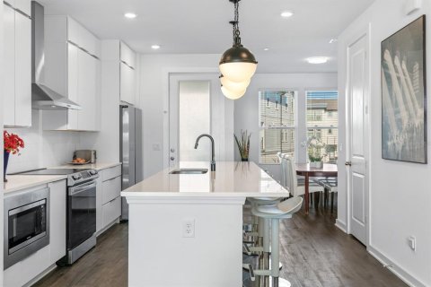Adosado en venta en Orlando, Florida, 3 dormitorios, 187.29 m2 № 2421962 - foto 14