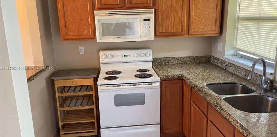Condo in Sunrise, Florida, 1 bedroom  № 1792632