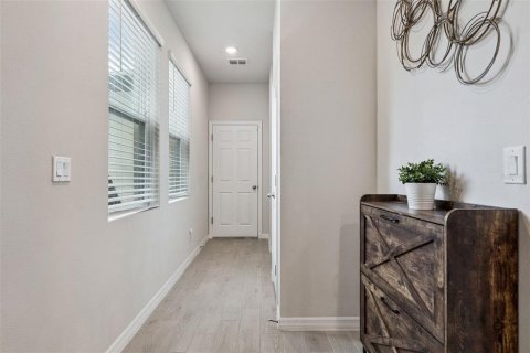 Townhouse in Casselberry, Florida 3 bedrooms, 167.87 sq.m. № 2200119 - photo 23