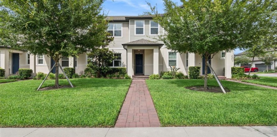 Townhouse in Casselberry, Florida 3 bedrooms, 167.87 sq.m. № 2200119
