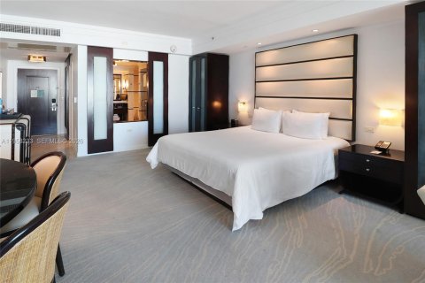 Condominio en venta en Miami Beach, Florida, 50.54 m2 № 2019707 - foto 13