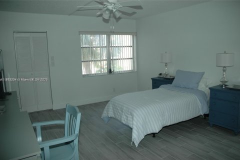 Купить кондоминиум в Лодерхилл, Флорида 3 спальни, 126.72м2, № 1968271 - фото 23