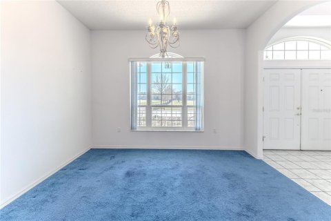 House in Floral City, Florida 5 bedrooms, 425.03 sq.m. № 1574897 - photo 15