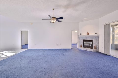 House in Floral City, Florida 5 bedrooms, 425.03 sq.m. № 1574897 - photo 22