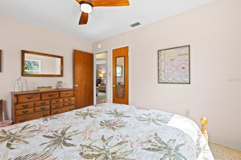 House in Venice, Florida 3 bedrooms, 151.99 sq.m. № 1750067 - photo 25