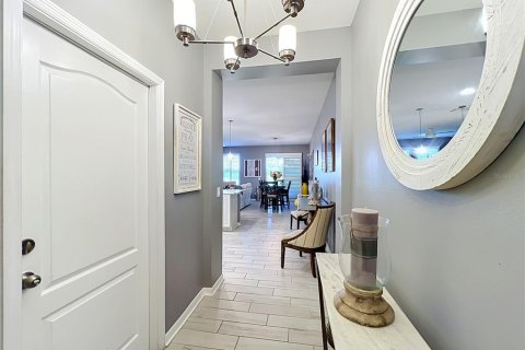 Townhouse in Clermont, Florida 3 bedrooms, 164.62 sq.m. № 2321379 - photo 8