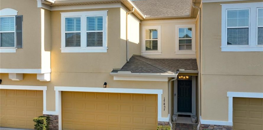 Townhouse in Clermont, Florida 3 bedrooms, 164.62 sq.m. № 2321379