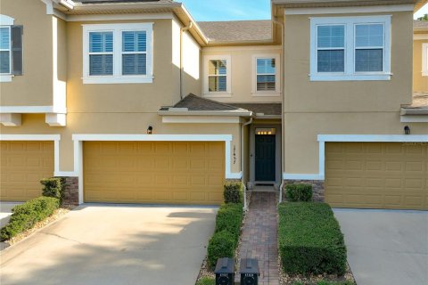 Townhouse in Clermont, Florida 3 bedrooms, 164.62 sq.m. № 2321379 - photo 3