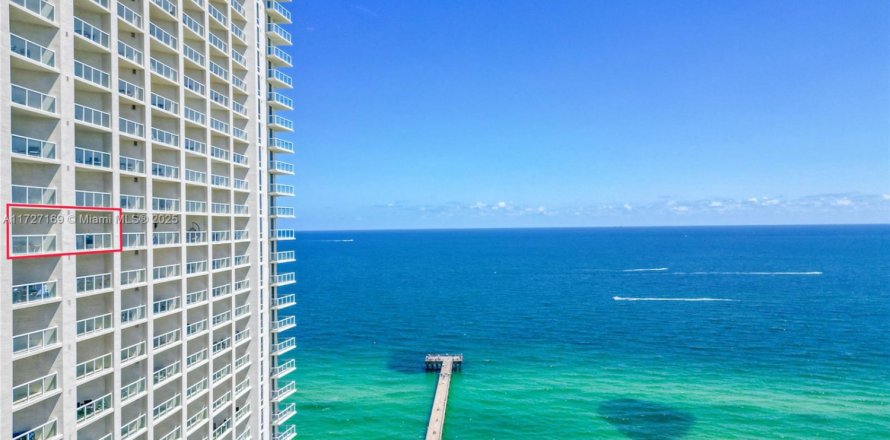 Condo à Sunny Isles Beach, Floride, 2 chambres  № 2037887