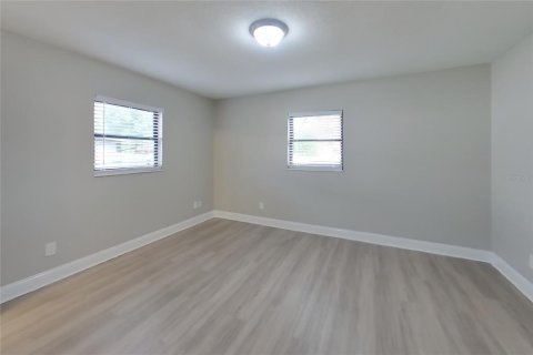 Villa ou maison à louer à Orlando, Floride: 2 chambres, 121.24 m2 № 2324796 - photo 9